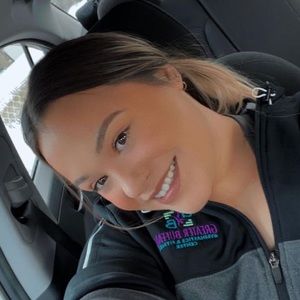 Meet your Posher, Kenzie